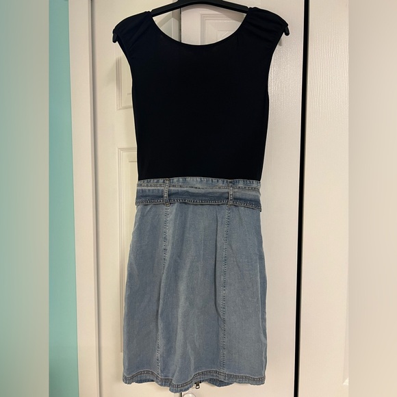Cute AX denim dress, size 4 - Picture 2 of 4